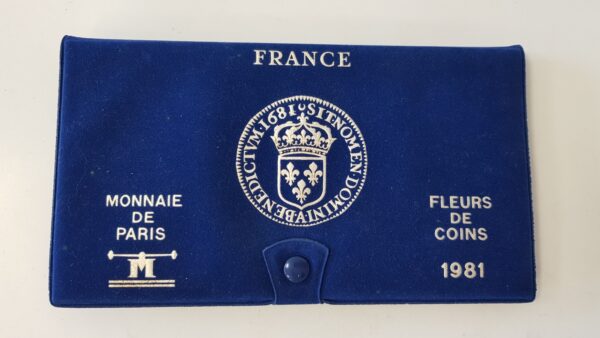 FRANCE 1981 SERIE FDC Fleur De Coin COFFRET 9 monnaies 1 centime à 10 Francs