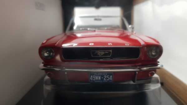 FORD MUSTANG CONVERTIBLE 1966 NOREV 1/18 BOITE D'ORIGINE NEUF